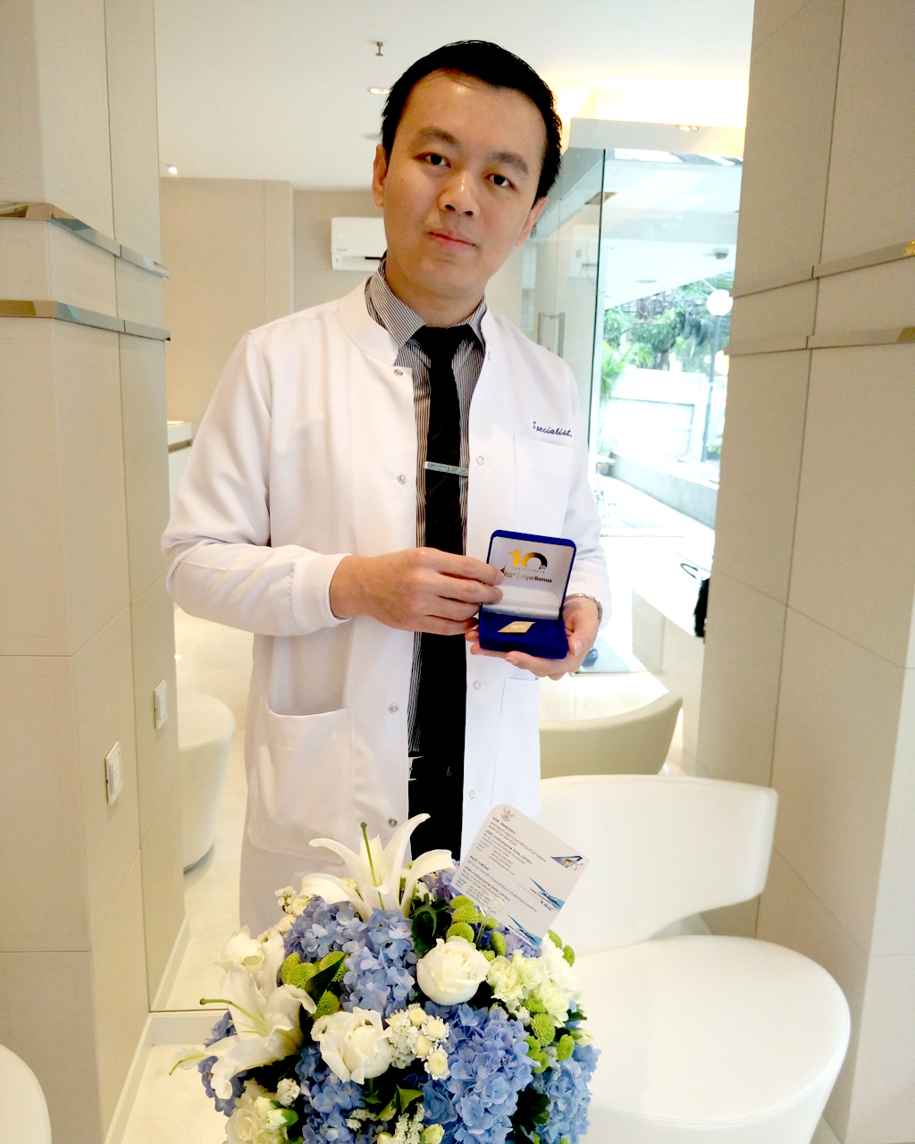 ทพ. สัมฤทธิ์ ลีลาภัทรกิจ สมาชิกฟลายเออร์โบนัสระดับพรีเมียร์